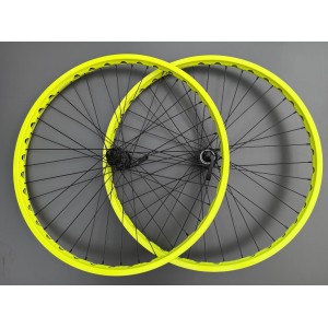 Paire de roues 24 BICYLES Y.M.I.A.B 26" 9/100 9/135mm Disque Dirt street Jaune Fluo Two Four